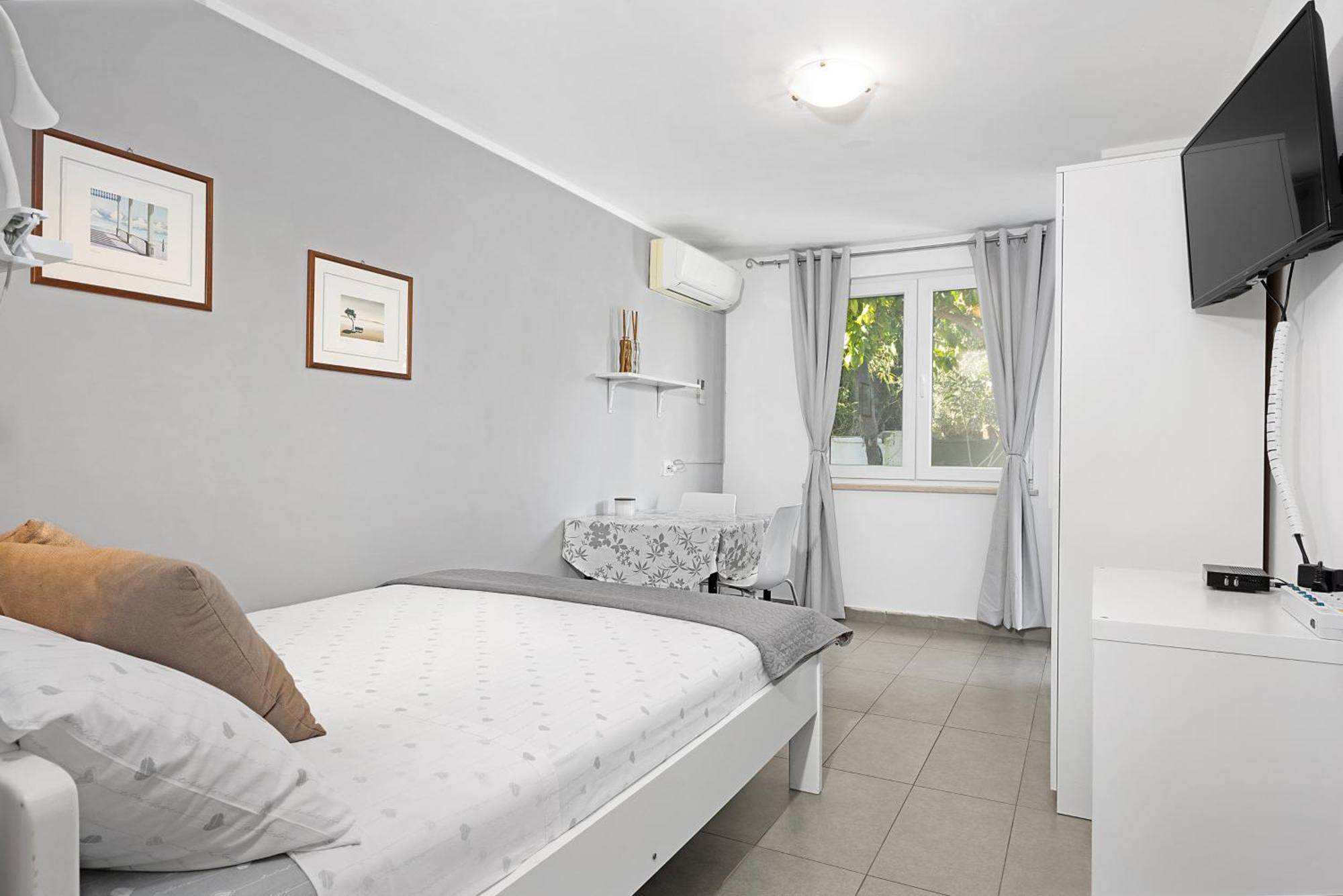 Studio Valkane Private Garden Пула Экстерьер фото
