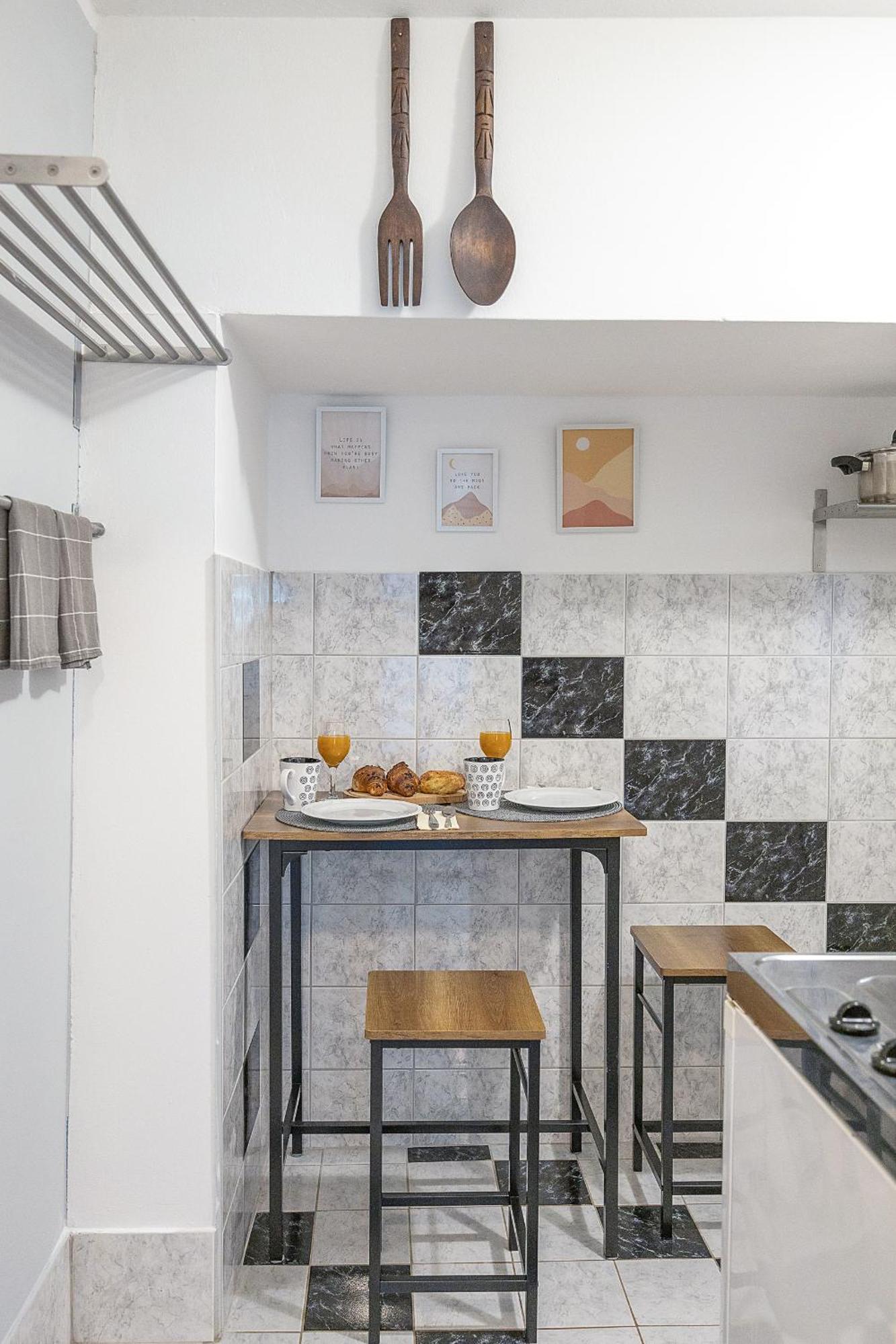 Studio Valkane Private Garden Пула Экстерьер фото