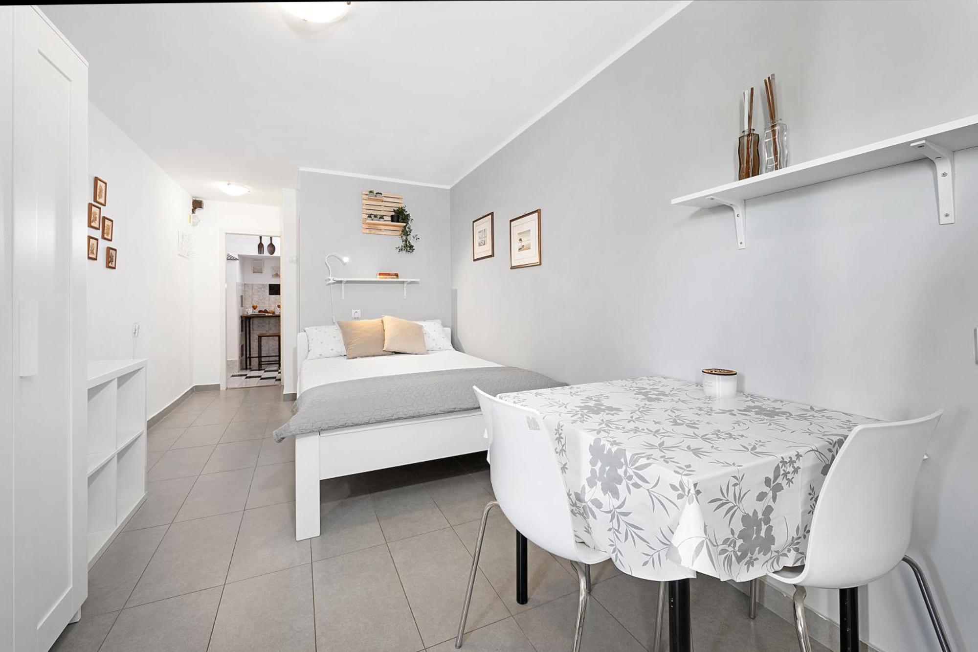 Studio Valkane Private Garden Пула Экстерьер фото